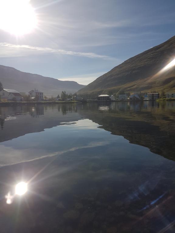 Vith Lonith Guesthouse Seyðisfjörður Εξωτερικό φωτογραφία